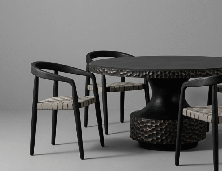 OUTDOOR DINING SET