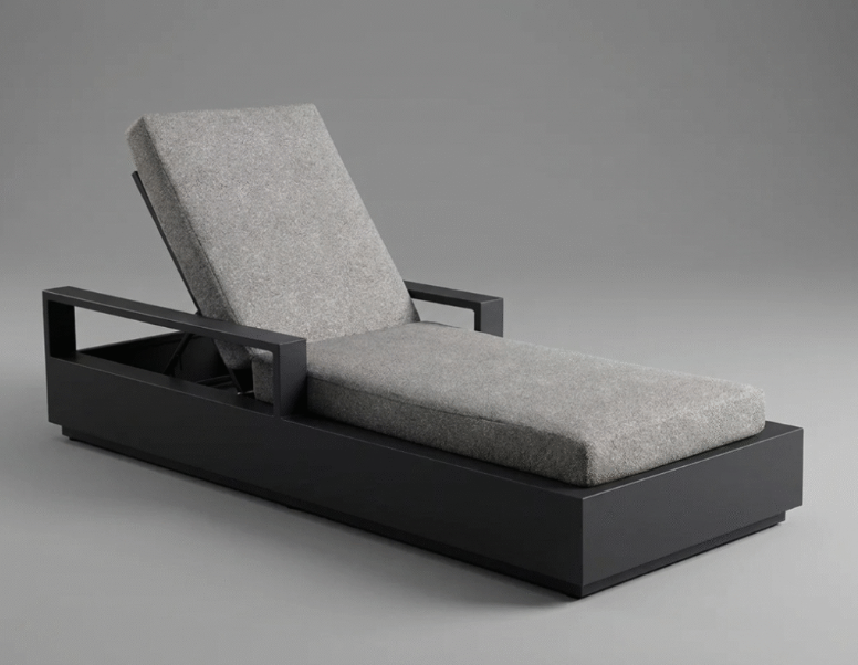 OUTDOOR LOUNGER