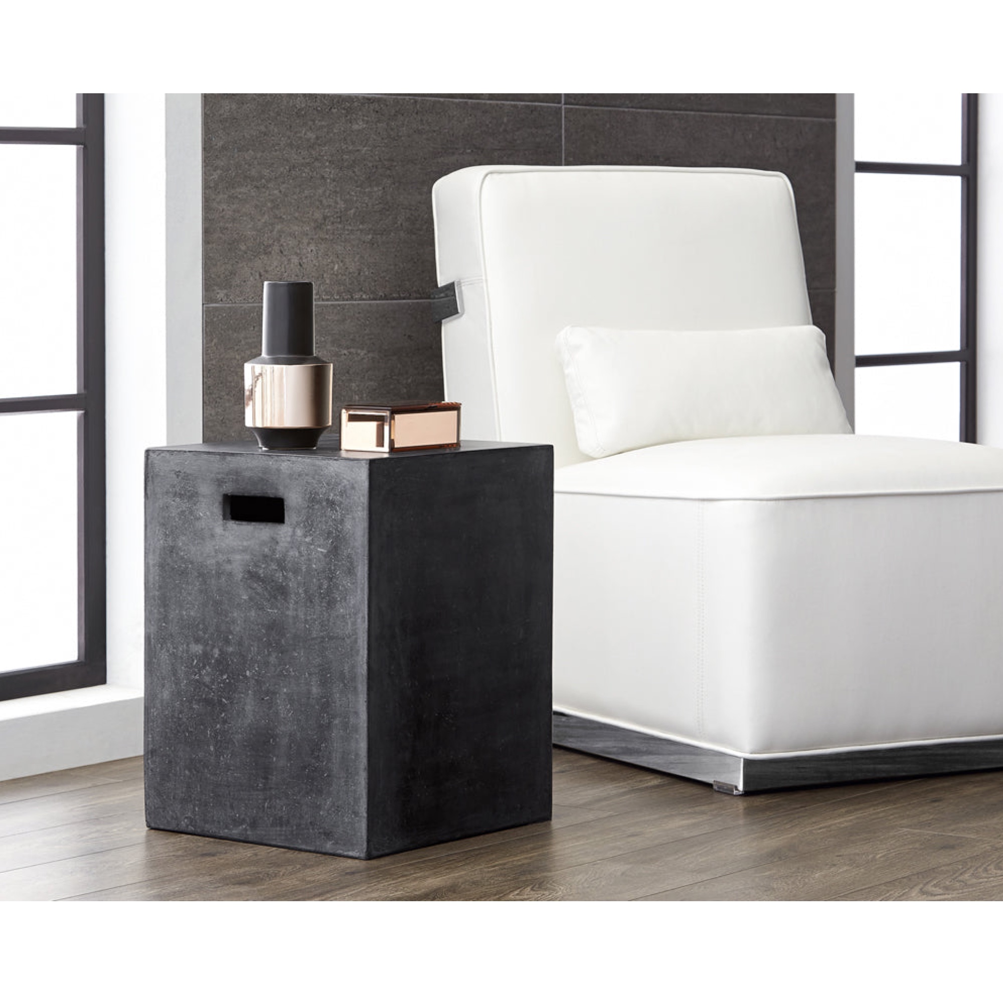 Castor End Table - Black