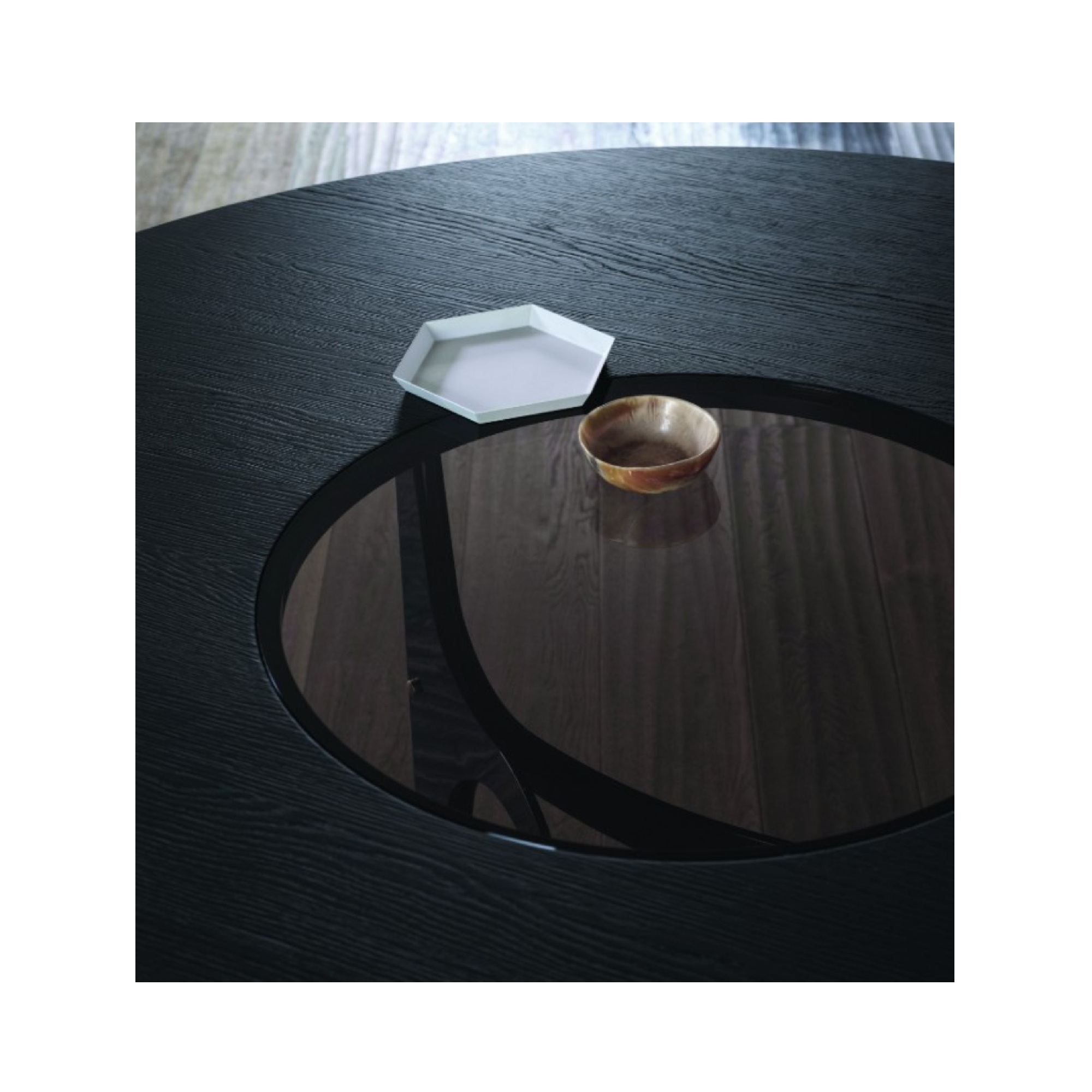 Universe Ring Round Dining Table