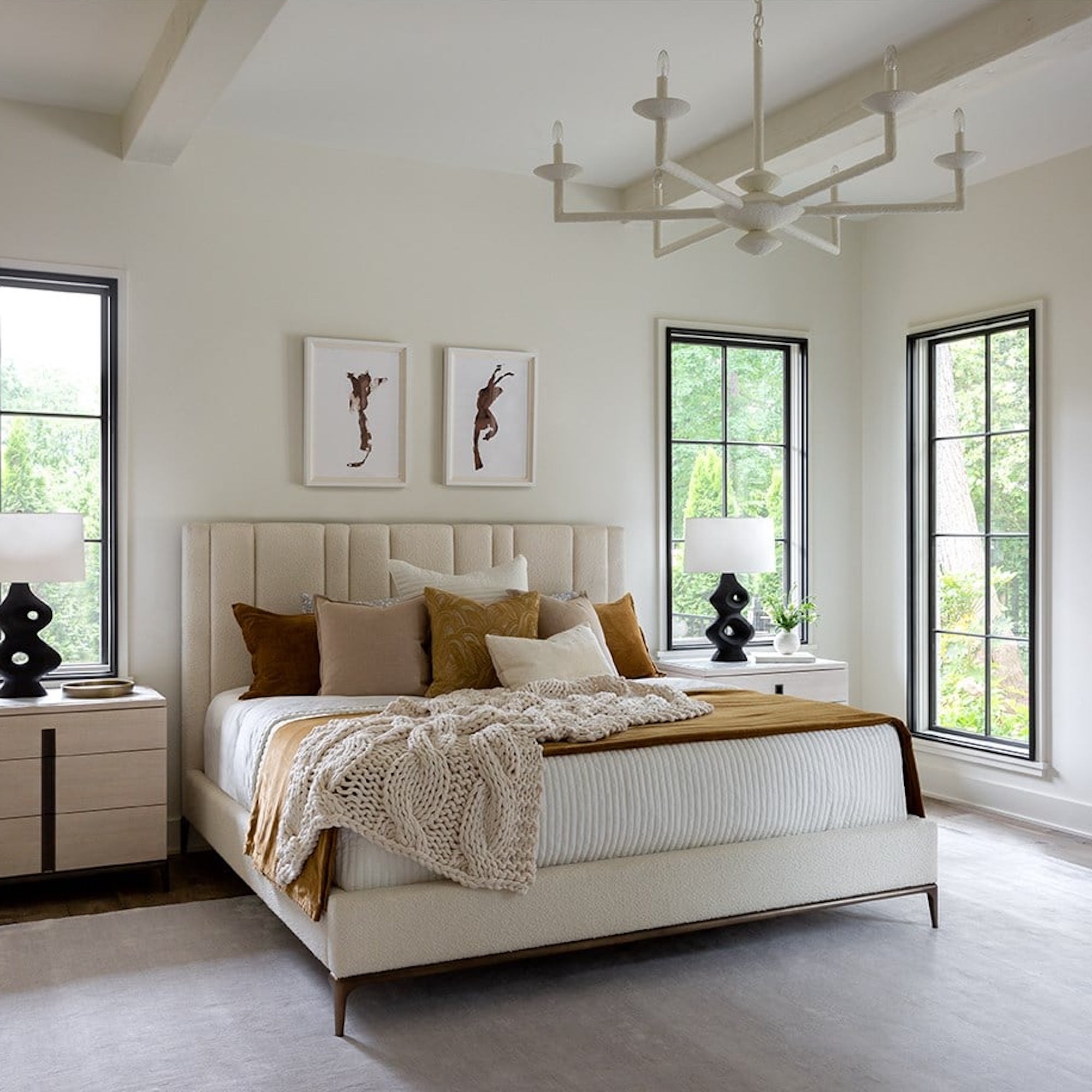 Summerland Upholstered King Bed