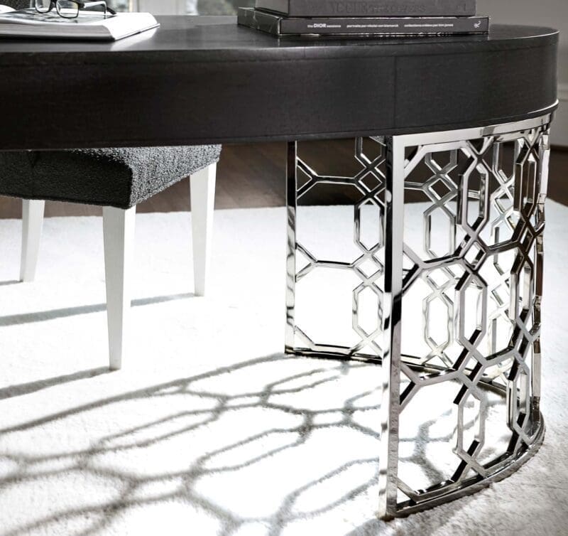 Silhouette Desk - Avenue Design in Montreal